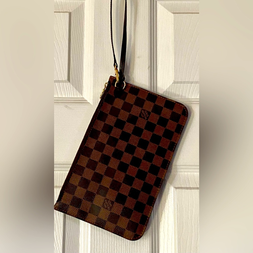 Authentic Louis Vuitton LV Pouch Wrist Bag Brown